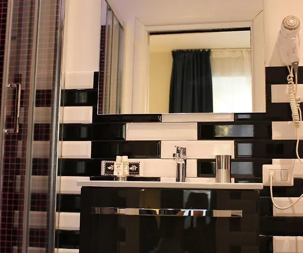 Little Rose Гостевой дом 4*