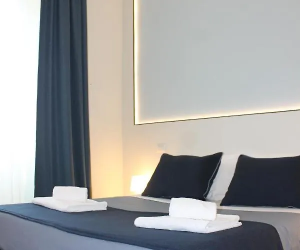 Little Rose 4* Рим